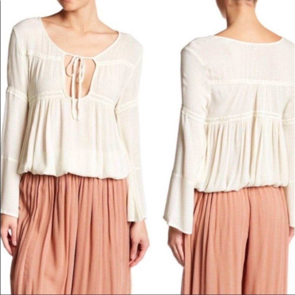 NWT Anamá long sleeve split neck blouse